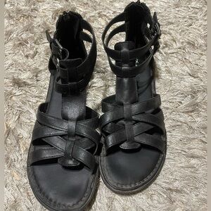 Black zipper sandals